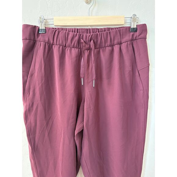 Lululemon Sz 8 On The Fly Jogger Dark Adobe Red Maroon Burgundy Athletic Pant - Picture 6 of 8